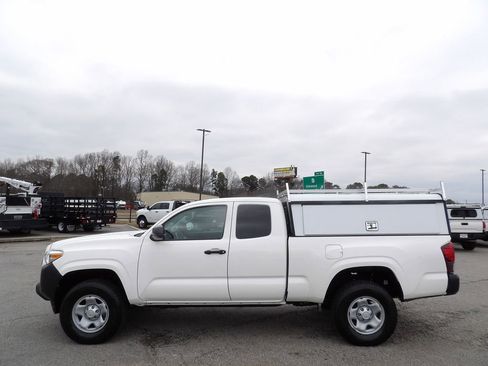 Used 2021 Toyota Tacoma SR image 61