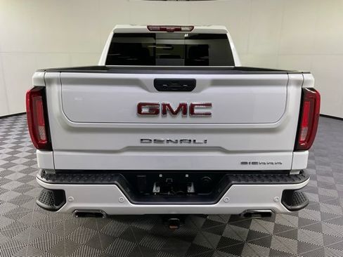 Used 2021 GMC Sierra 1500 Denali w/ Denali Ultimate Package AWD/4WD image 5
