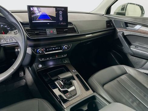 Used 2023 Audi Q5 2.0T Premium w/ Convenience Package image 23