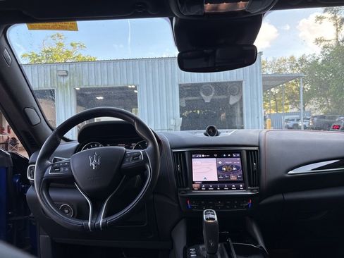 Used 2022 Maserati Levante GT image 14
