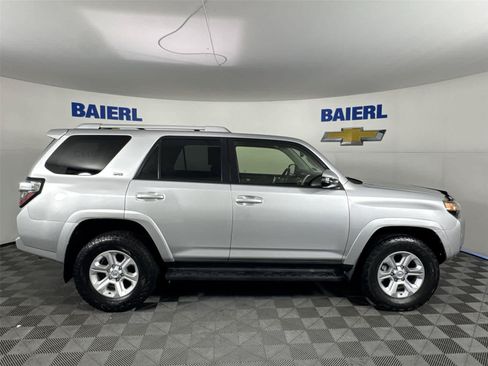 Used 2016 Toyota 4Runner SR5 Premium AWD/4WD image 6