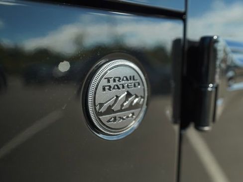 New 2025 Jeep Gladiator Sport image 35