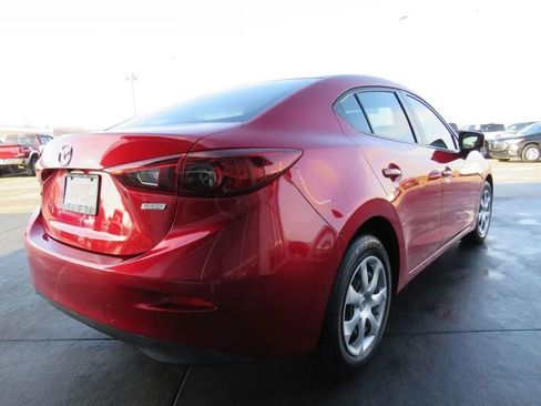 Used 2016 MAZDA MAZDA3 i Sport image 7