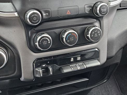 Used 2024 RAM 2500 Big Horn image 23