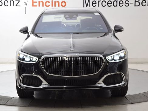 New 2026 Mercedes-Benz Maybach S 580 4MATIC image 9
