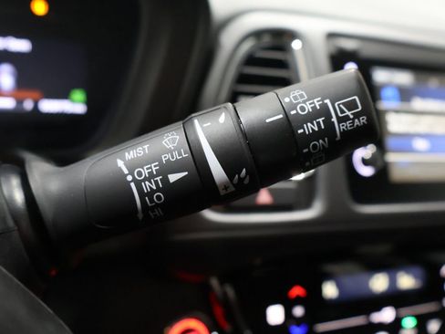 Used 2020 Honda HR-V EX image 39