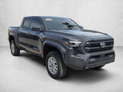 Certified 2024 Toyota Tacoma SR5 image 3