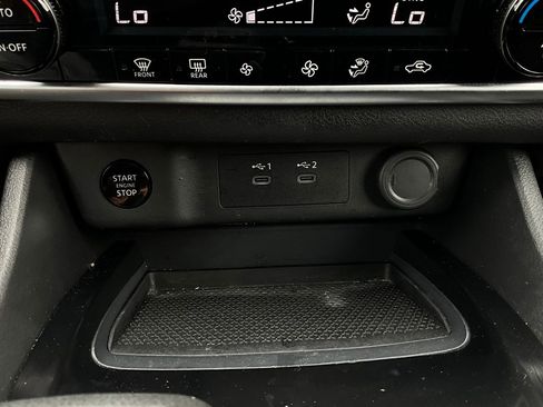 Used 2025 Nissan Rogue SV image 26