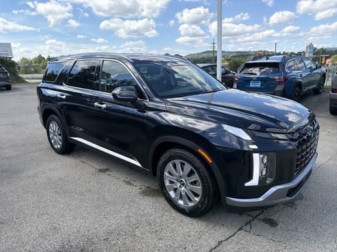 Used 2024 Hyundai Palisade SEL AWD/4WD image 2