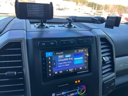 Used 2019 Ford F350 Lariat w/ Lariat Ultimate Package image 29