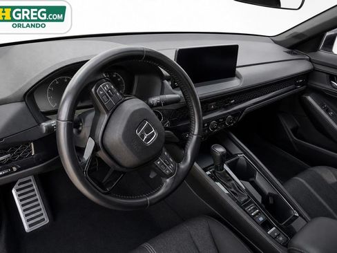 Used 2023 Honda Accord Sport image 11