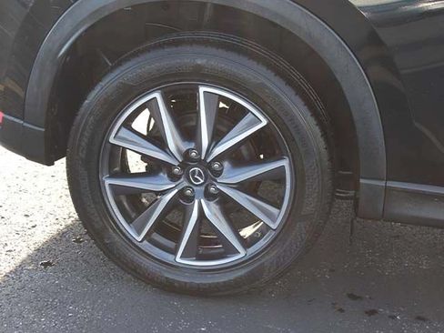 Used 2018 MAZDA CX-5 Touring w/ Preferred Equipment Package AWD/4WD image 8