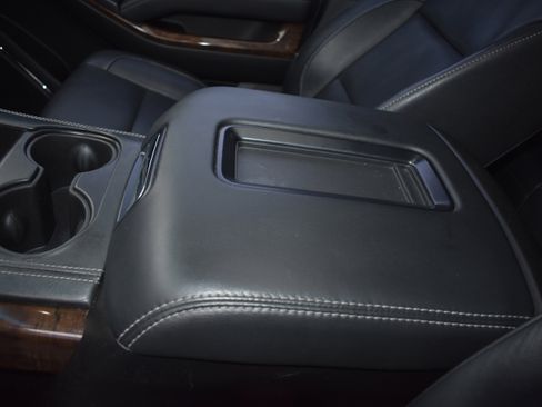 Used 2019 Chevrolet Tahoe LT image 24