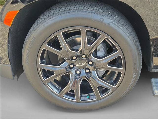 Used 2024 Chevrolet Tahoe High Country AWD/4WD image 21
