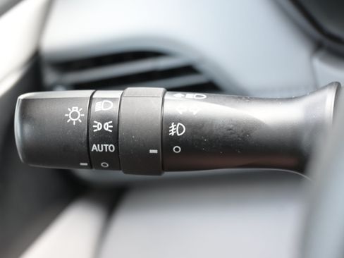 Used 2025 Subaru Legacy Premium AWD/4WD image 28