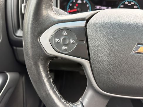 Used 2022 Chevrolet Colorado LT w/ LT Convenience Package RWD image 19
