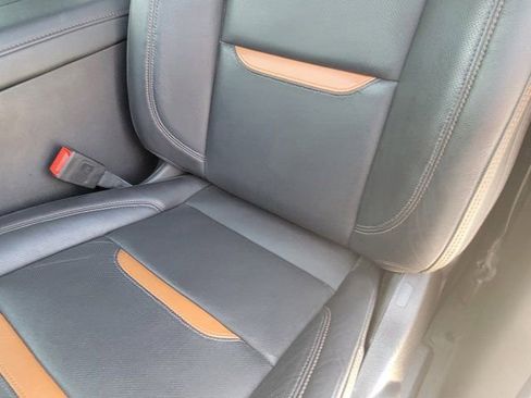 Used 2025 GMC Sierra 1500 AT4 w/ Technology Package AWD/4WD image 20