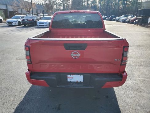 Certified 2024 Nissan Frontier SV w/ Technology Package image 7