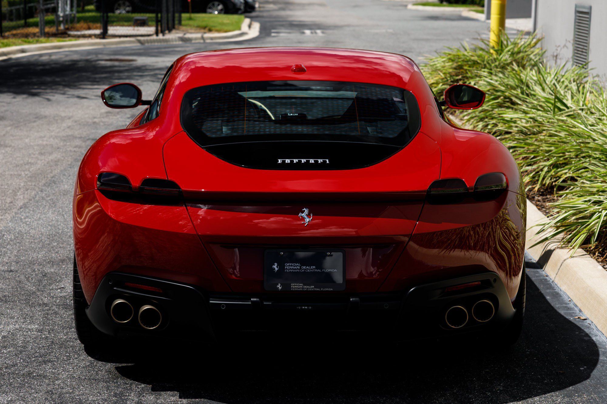 Used 2023 Ferrari Roma RWD image 7