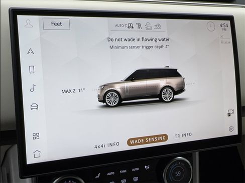 Used 2023 Land Rover Range Rover SE image 30