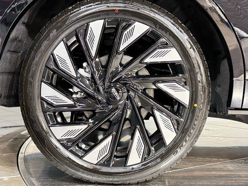 New 2026 Lincoln Nautilus Reserve w/ Jet Appearance Package image 23