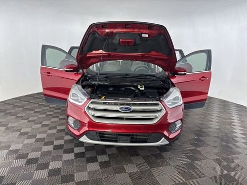 Used 2019 Ford Escape Titanium image 11