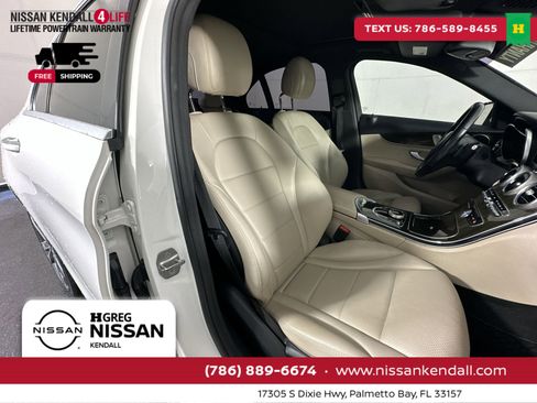 Used 2018 Mercedes-Benz C 300 Sedan image 30