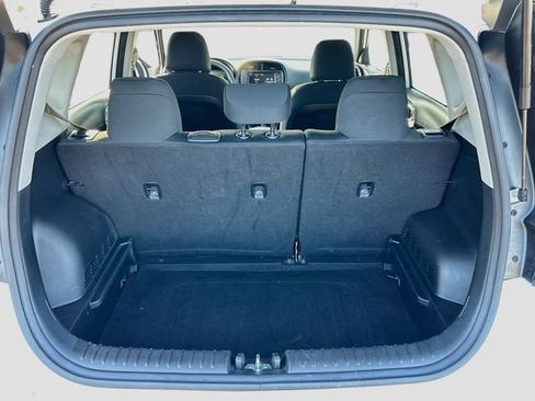 Used 2024 Kia Soul LX w/ Option Group 015 FWD image 19