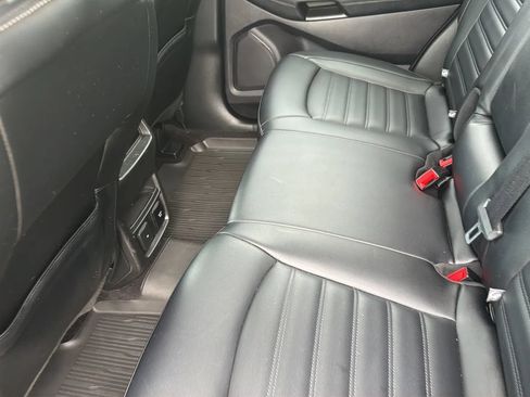 Used 2019 Ford Edge SEL w/ Equipment Group 201A AWD/4WD image 36