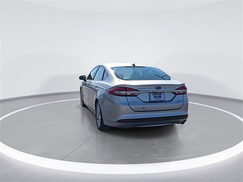 Used 2018 Ford Fusion S image 7