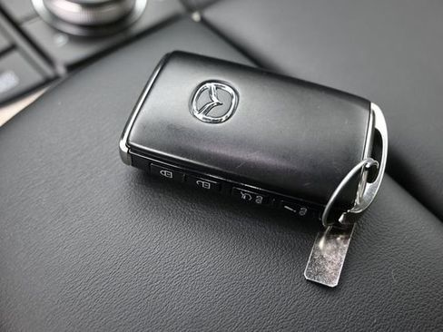 Certified 2024 MAZDA CX-90 Plug-In Hybrid w/ Premium Pkg AWD/4WD image 25