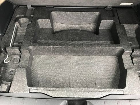 Used 2016 Subaru Forester 2.5i Limited AWD/4WD image 14