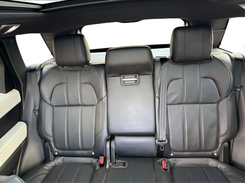 Used 2016 Land Rover Range Rover Sport HSE image 18