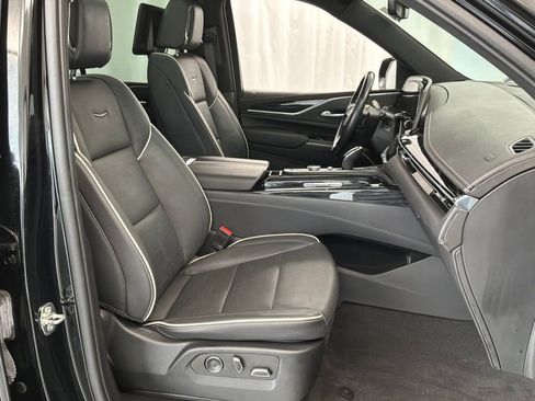 Used 2023 Cadillac Escalade Sport AWD/4WD image 30