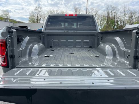 New 2026 RAM 2500 Tradesman AWD/4WD image 25