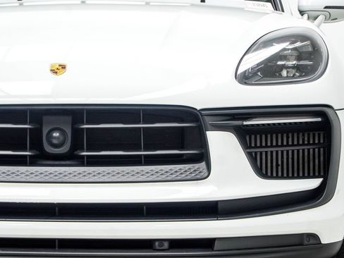 Used 2023 Porsche Macan S AWD/4WD image 12