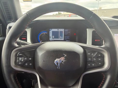 Certified 2023 Ford Bronco Heritage Edition AWD/4WD image 16