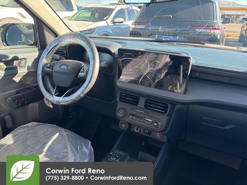 New 2025 Ford Maverick Lariat w/ Black Appearance Package image 5