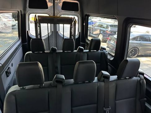 Used 2021 Mercedes-Benz Sprinter 2500 image 24