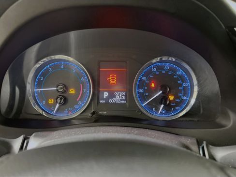 Used 2017 Toyota Corolla LE image 22