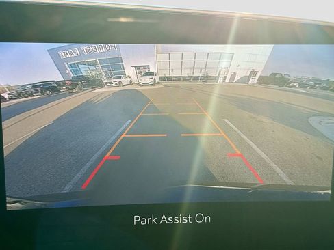 Used 2024 Cadillac XT4 Premium Luxury image 12