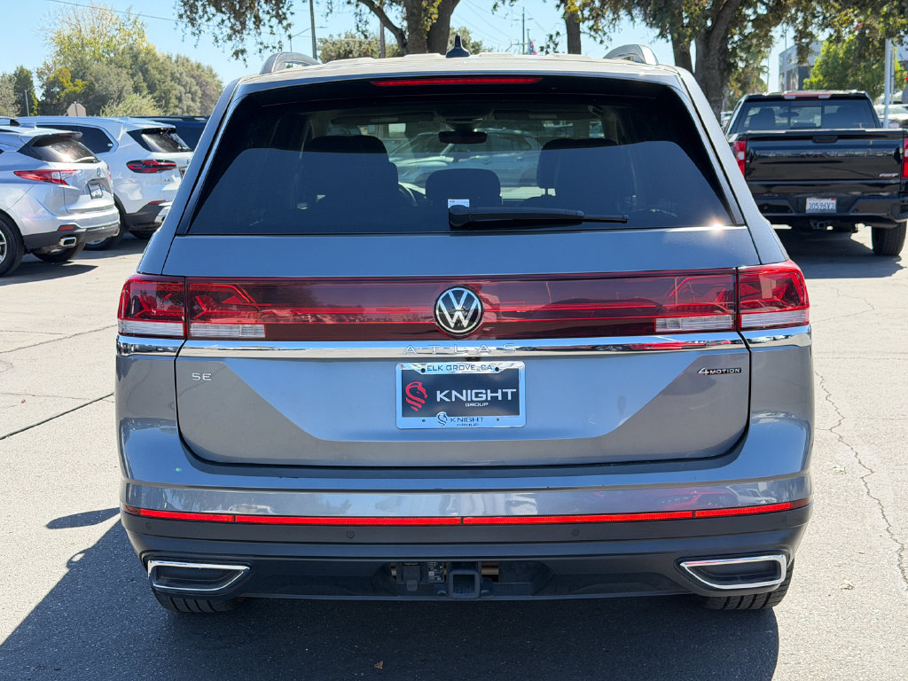 Used 2025 Volkswagen Atlas SE AWD/4WD image 9