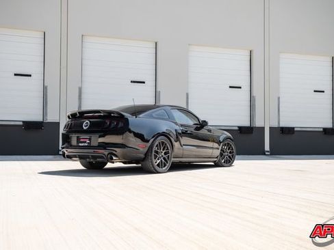 Used 2013 Ford Mustang GT Premium RWD image 50
