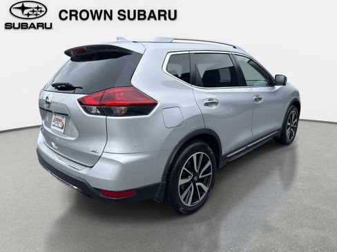 Used 2018 Nissan Rogue SL w/ Premium Package FWD image 4