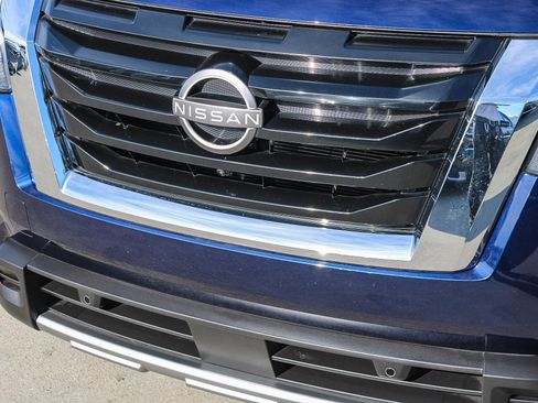 Used 2023 Nissan Pathfinder SL image 6