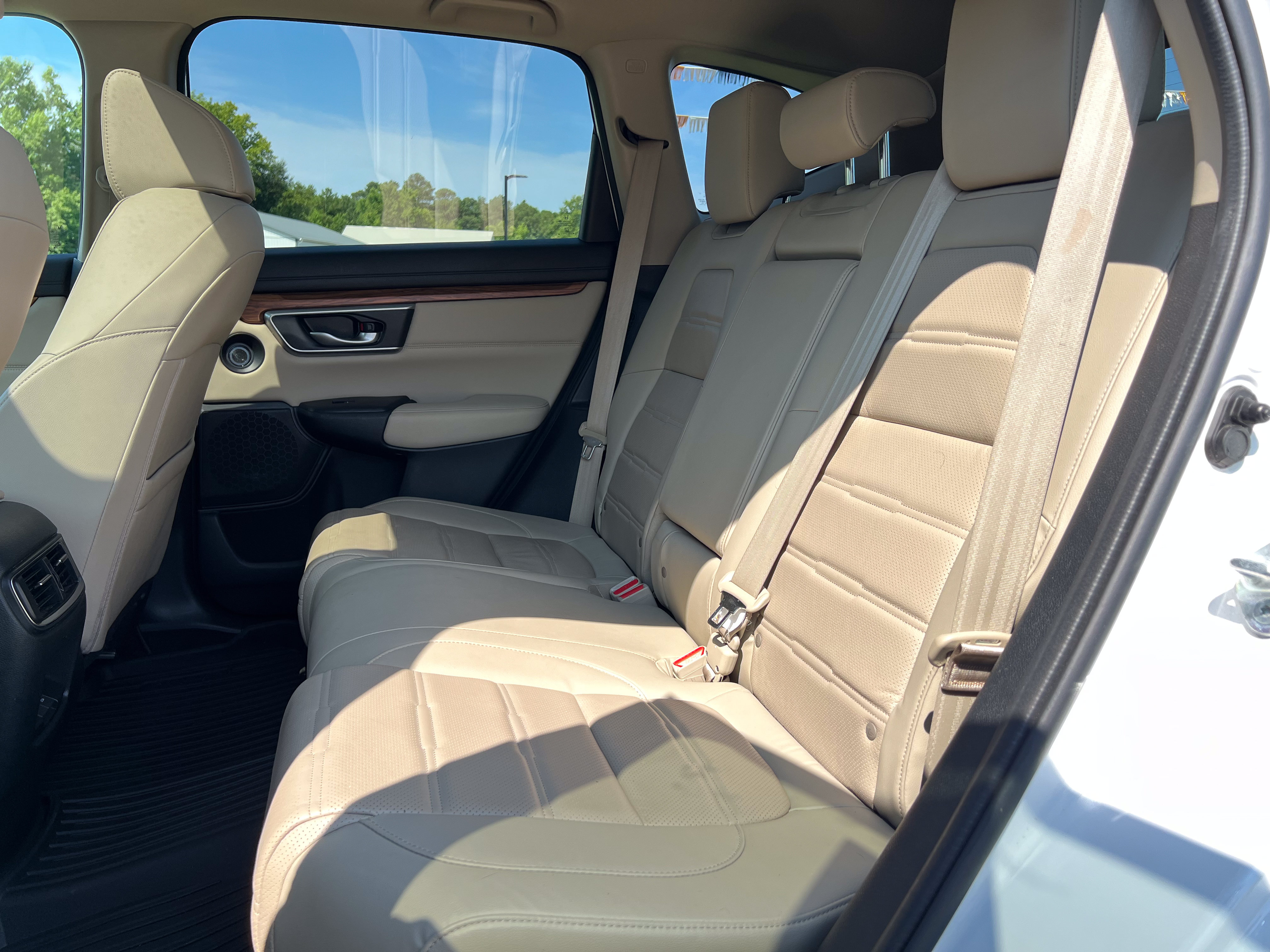 Used 2022 Honda CR-V Touring image 28