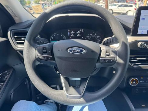 Used 2022 Ford Escape SE FWD image 21