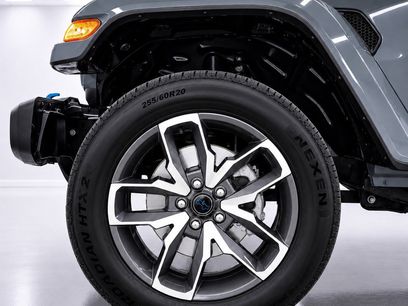 Used 2024 Jeep Wrangler Unlimited w/ Convenience Group