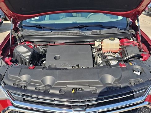 Used 2018 Chevrolet Traverse Premier w/ Driver Confidence II Package image 10