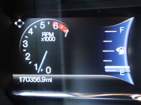 Used 2015 Lincoln Navigator 4WD image 46